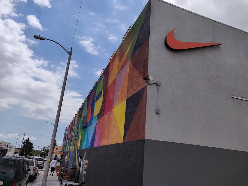 Biggest Nike Store in Los Angeles