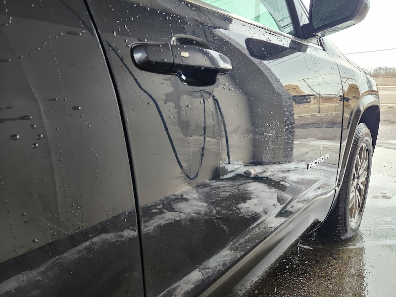 Touchless Car Wash in Roseville MI