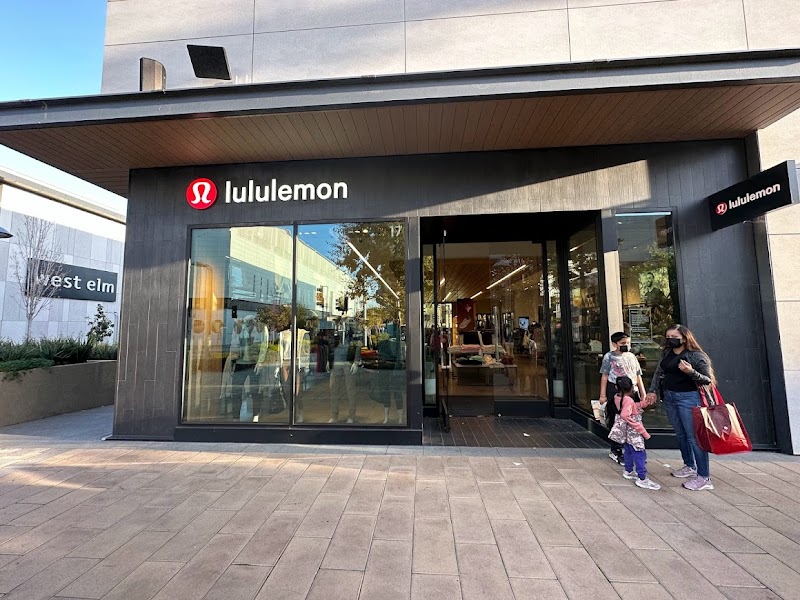 Lululemon in California