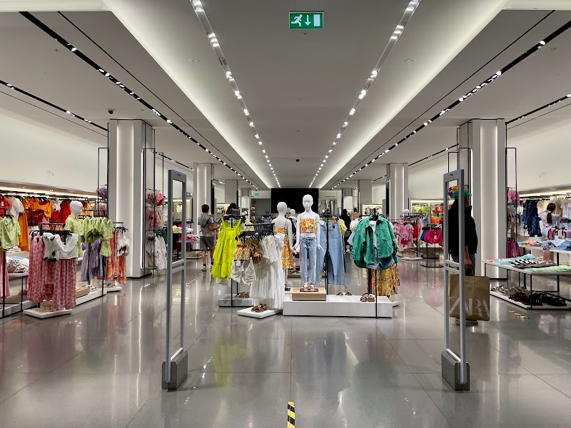 The 5 Largest Zara Stores in United Kingdom